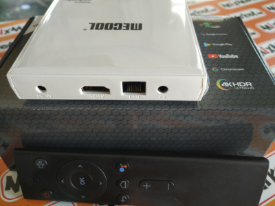 Смарт TV приставка Mecool KM9 Pro Honour